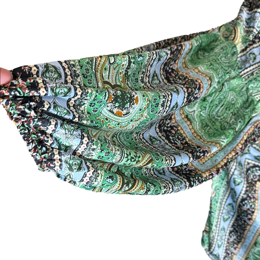 Chic Soul Green Paisley Balloon Sleeves Flowy Blouse SKU1473 - Picture 4 of 12